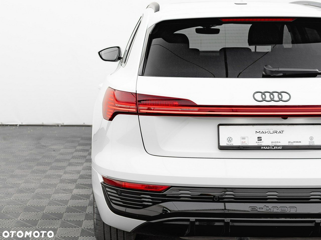 Audi Q8 e-tron 55 114kWh Quattro S Line - 12