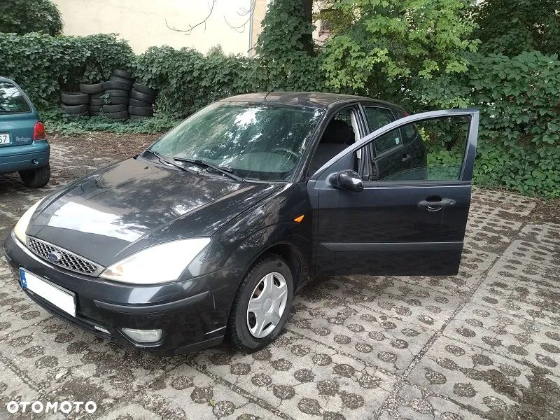 Ford Focus 1.6 X100 - 1