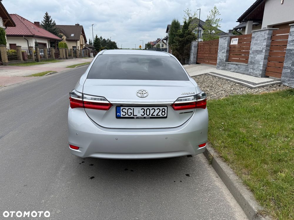 Toyota Corolla 1.6 50th Anniversary - 6
