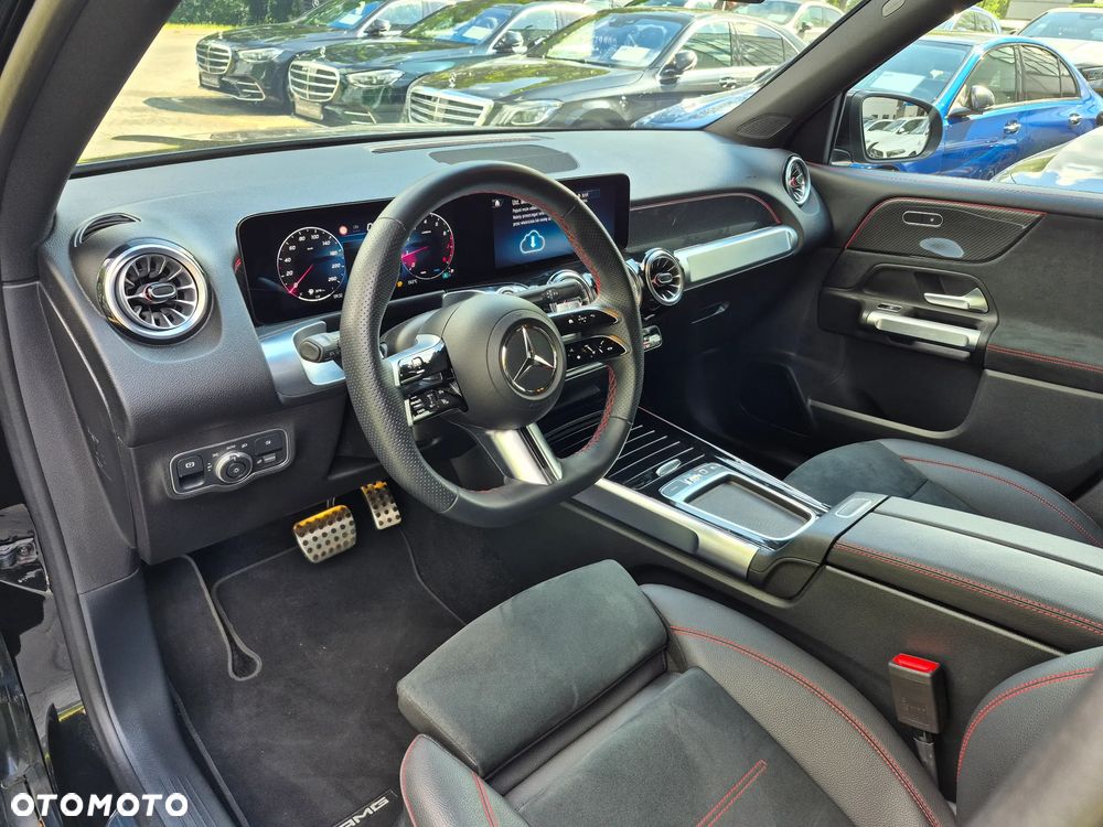Mercedes-Benz GLB 200 AMG Line 7G-DCT - 16