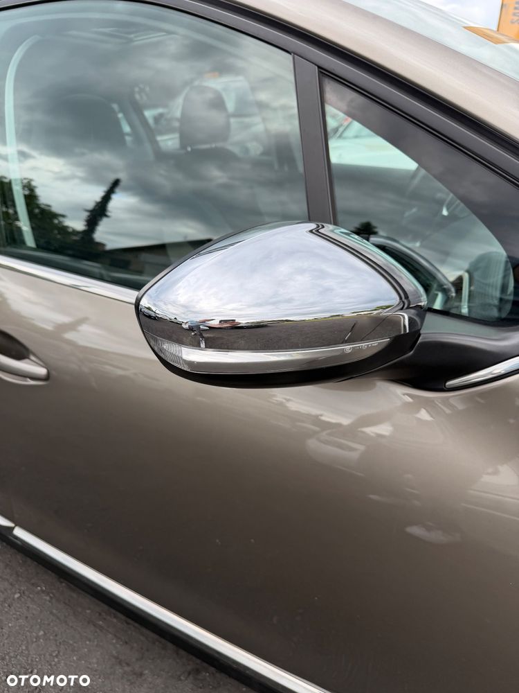 Peugeot 2008 1.6 VTi Allure - 11