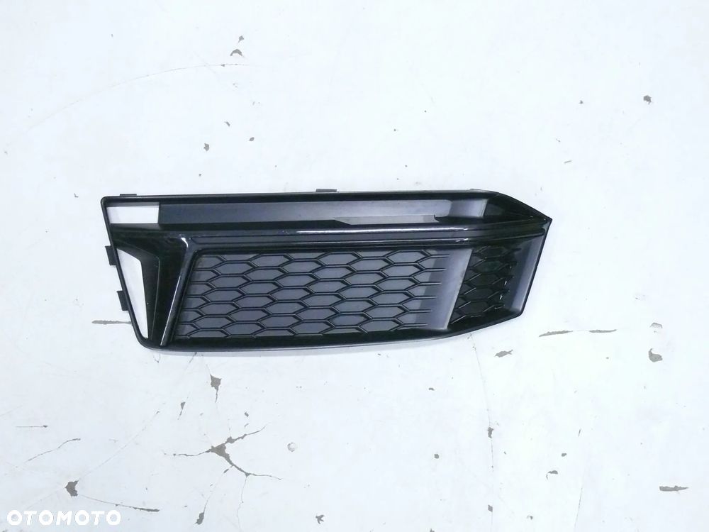 AUDI A4 S4 B9 KRATKA ZDERZAKA LEWA - 1
