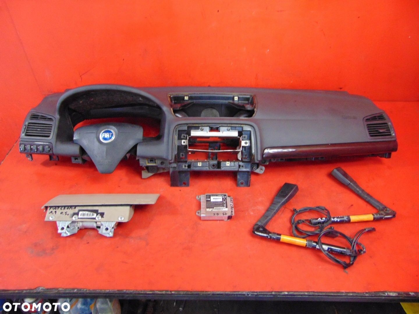 FIAT CROMA II 05-07 DESKA KONSOLA PODUSZKI AIR BAG - 1