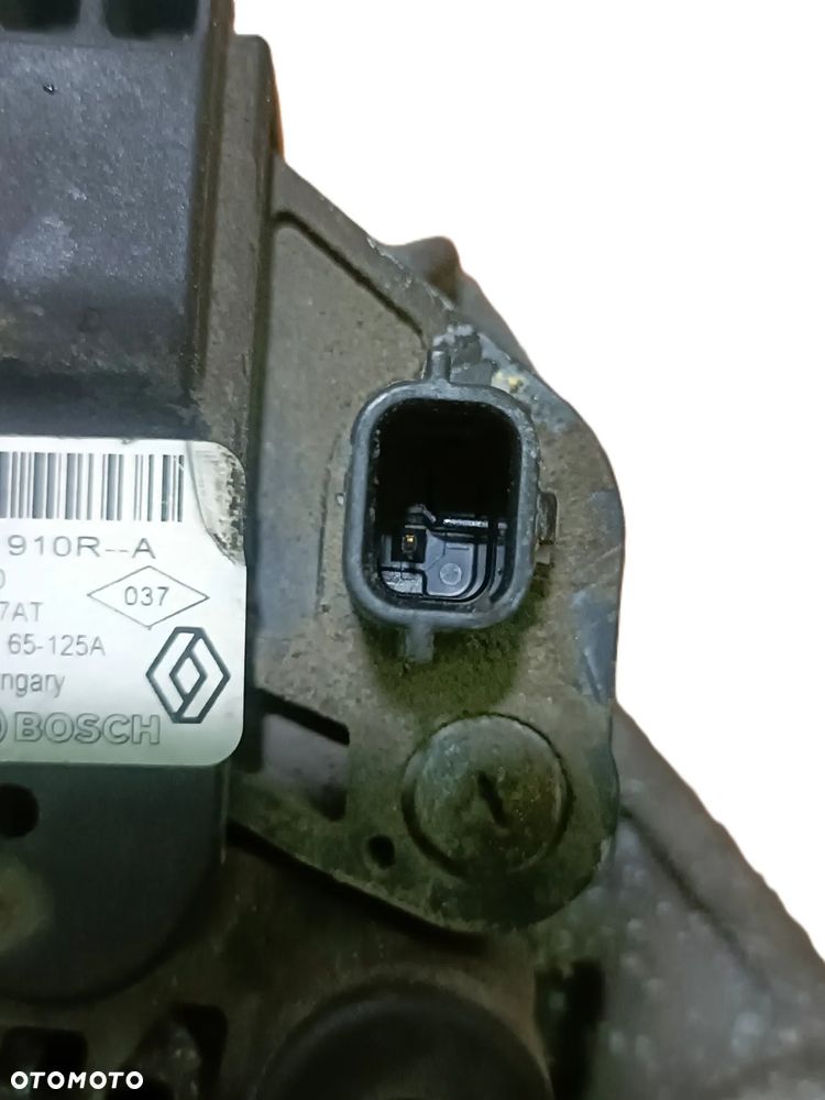 DACIA DOKKER 12-17 r. 1,6 B ALTERNATOR BOSCH 231001910R-A + - 4