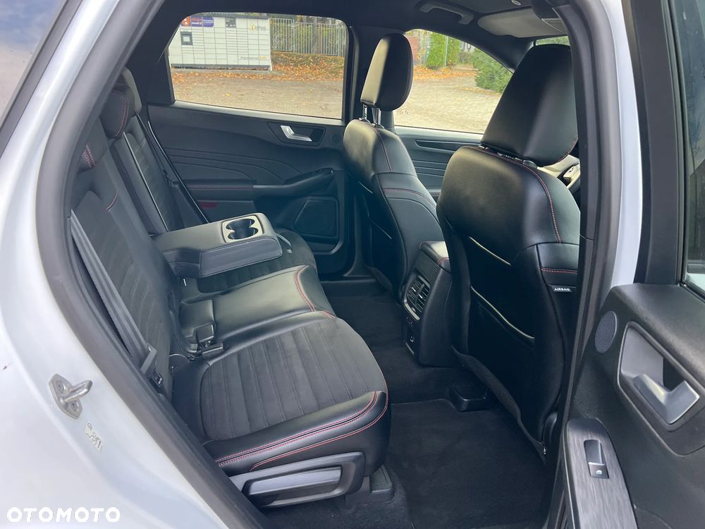 Ford Kuga 2.5P PHEV FWD ST-Line X - 12