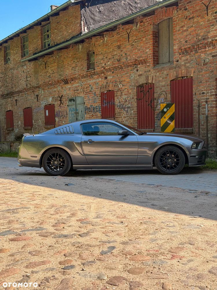Ford Mustang 3.7 V6 Premium - 3