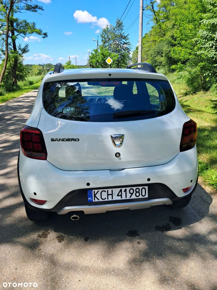 Dacia Sandero TCe 90 S&S Laureate - 4