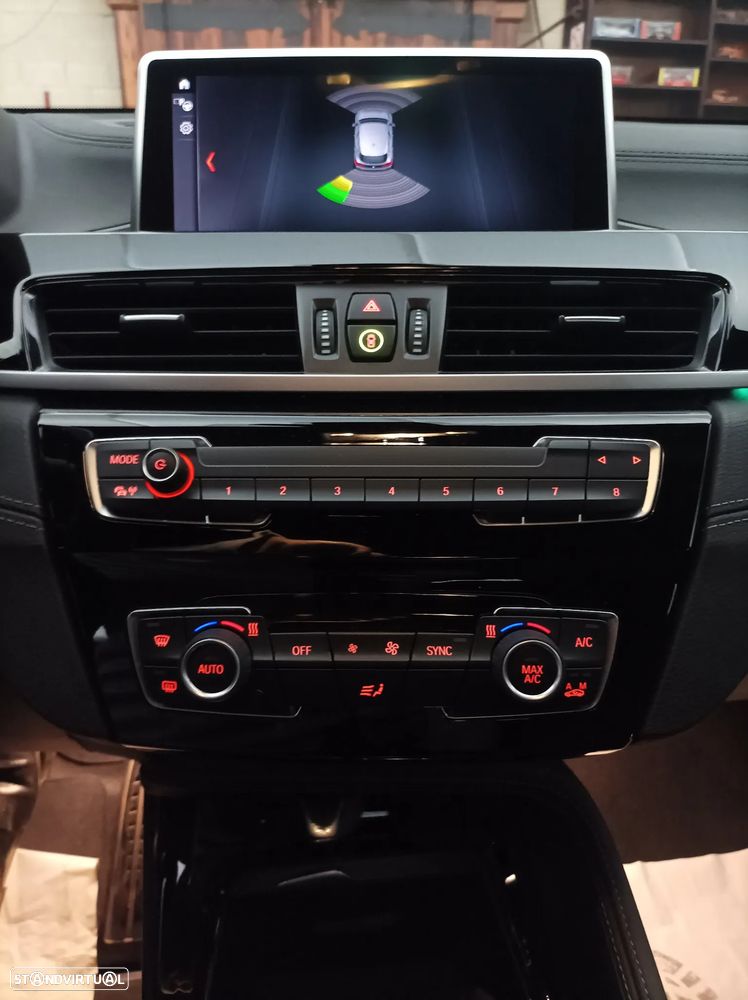BMW X2 18 i sDrive Auto Pack M - 18