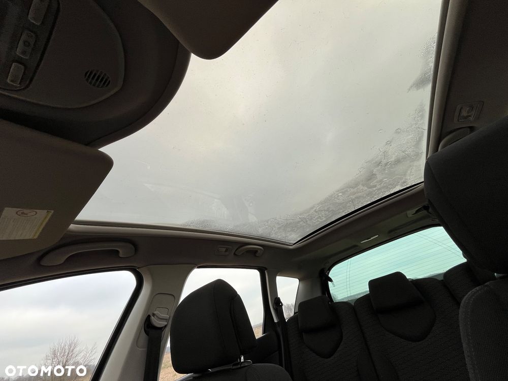 Peugeot 308 HDi FAP 90 Tendance - 14