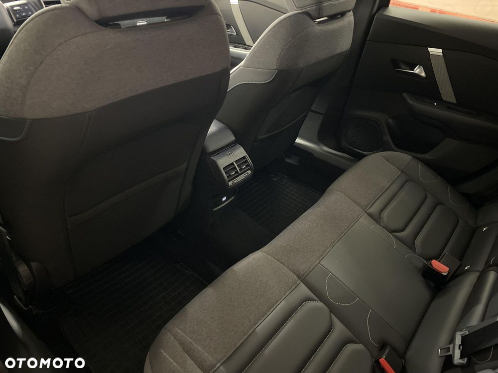 Citroën C4 1.2 PureTech Shine S&S - 11