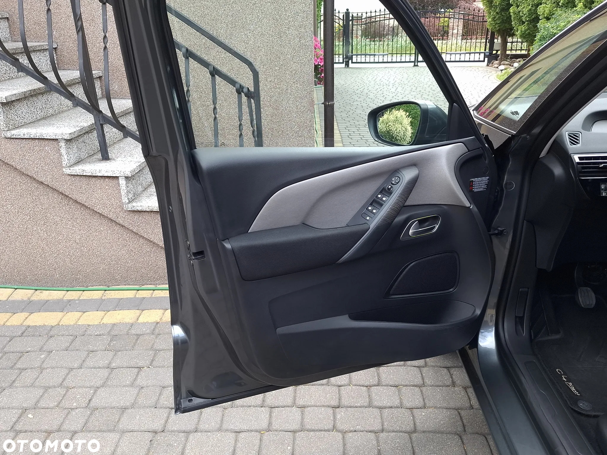 Citroën C4 Picasso 1.6 e-HDi Exclusive - 11