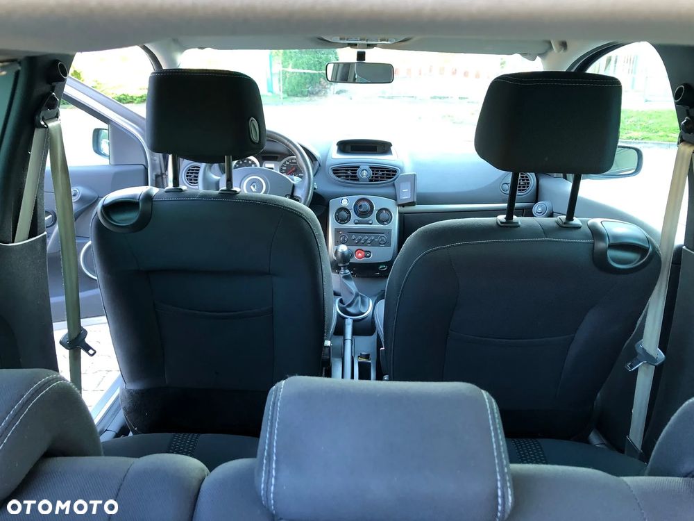 Renault Clio 2.0 16V Sport - 15