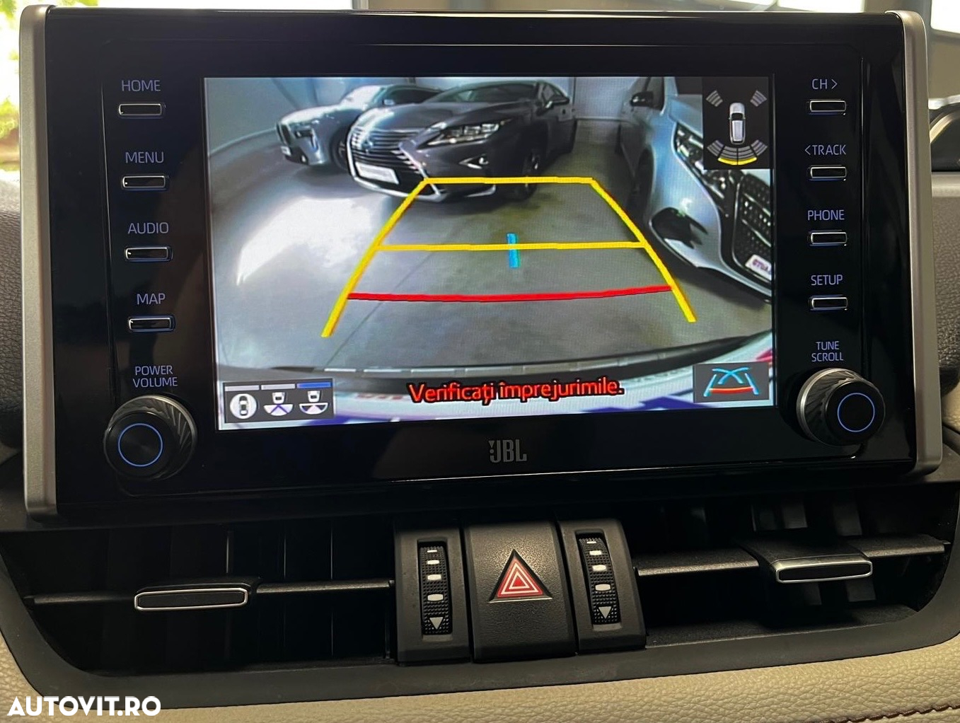 Toyota RAV4 2.5 4x4 Hybrid Lounge - 16