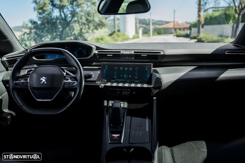 Peugeot 508 SW 1.6 Hybrid Allure Pack e-EAT8 — fotografia 21