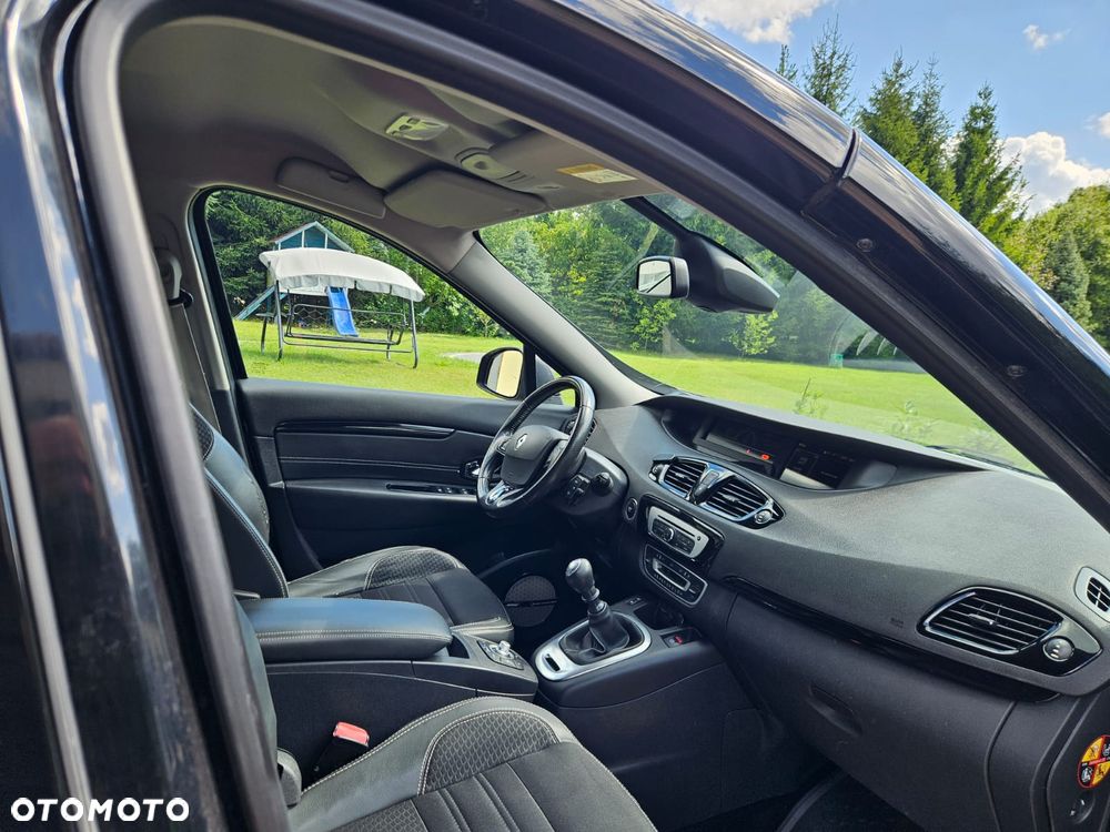 Renault Scenic 1.5 dCi Bose - 17