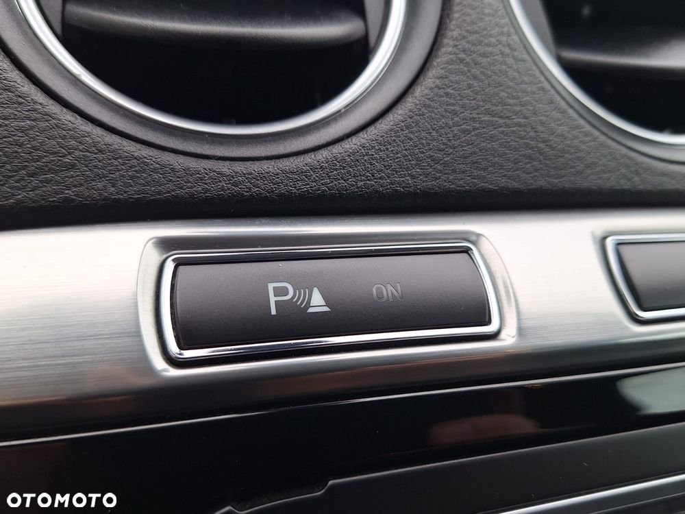 Ford S-Max 2.0 TDCi DPF Titanium X - 30