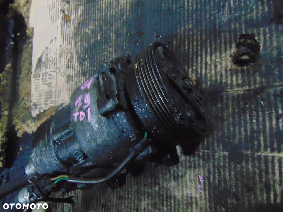 Spręzarka klimatyzacji Golf 4 1,9 TDI - 3