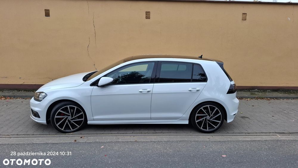 Volkswagen Golf - 20