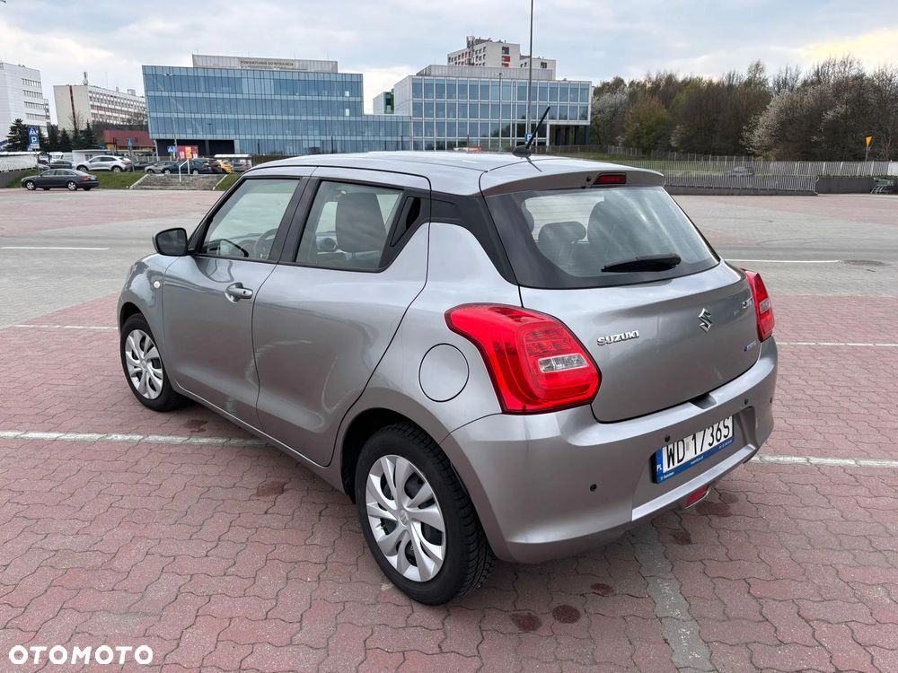 Suzuki Swift 1.2 Dualjet SHVS Premium CVT - 7