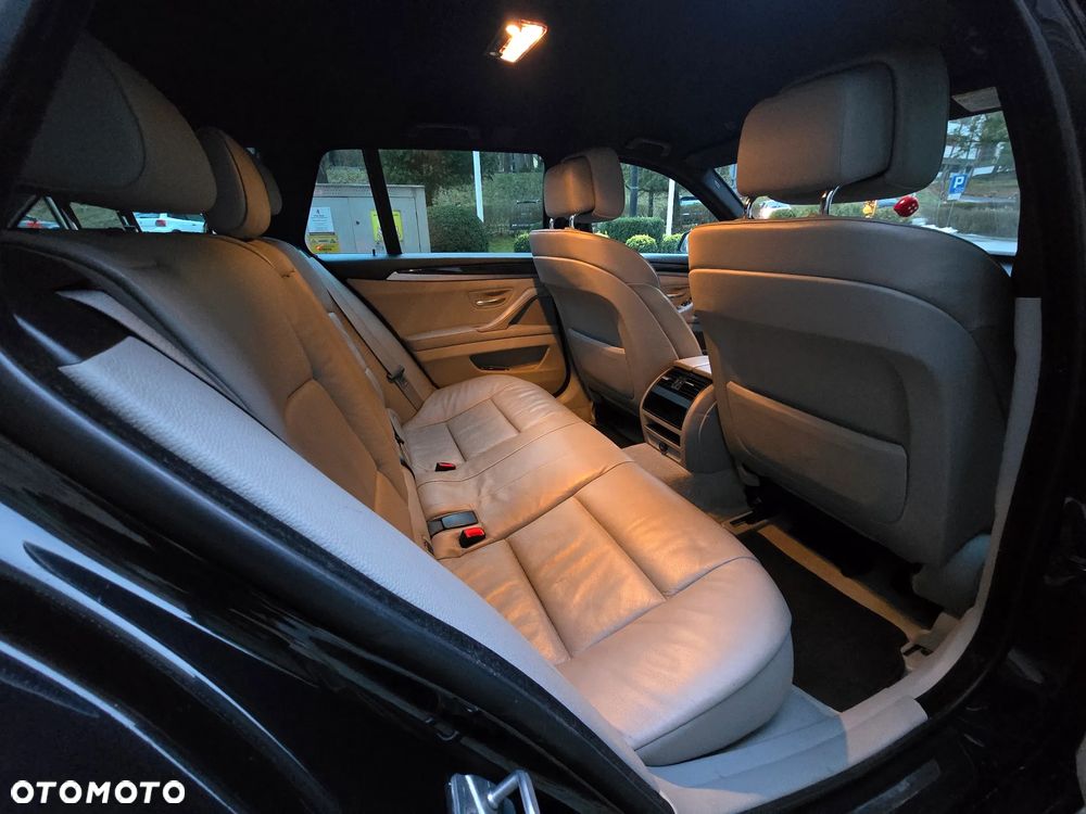 BMW Seria 5 520d - 7