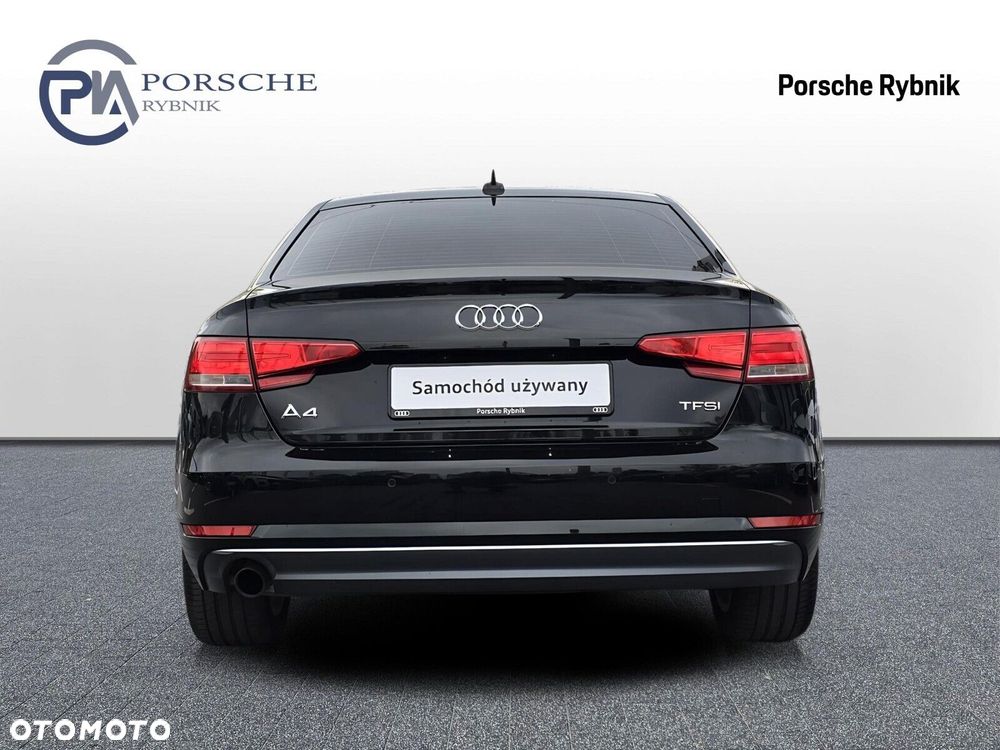 Audi A4 Limousine - 5