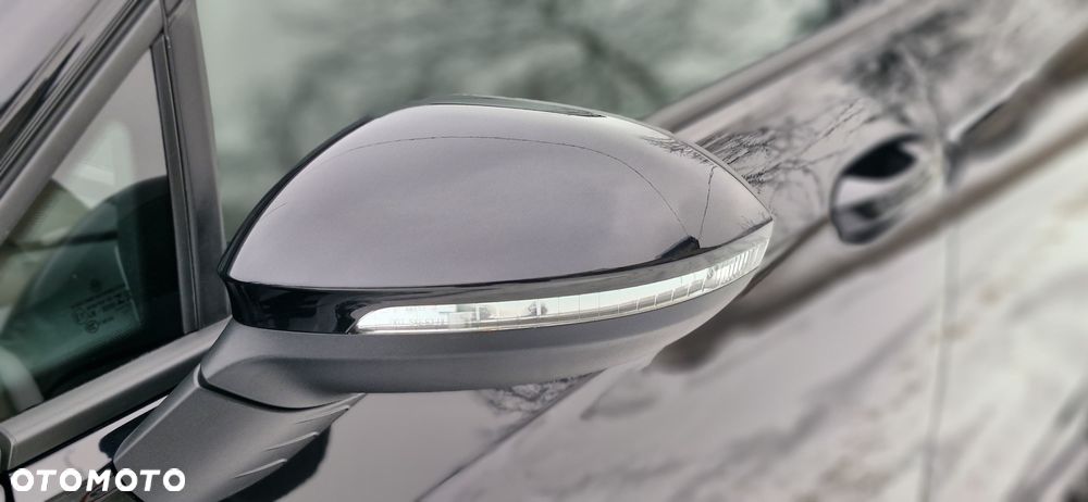 Volkswagen Golf 2.0 TSI OPF DSG R-Line - 31