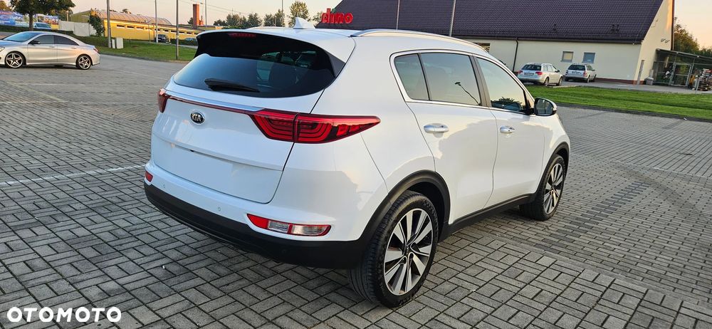Kia Sportage 1.7 CRDI 2WD Dream-Team Edition - 3