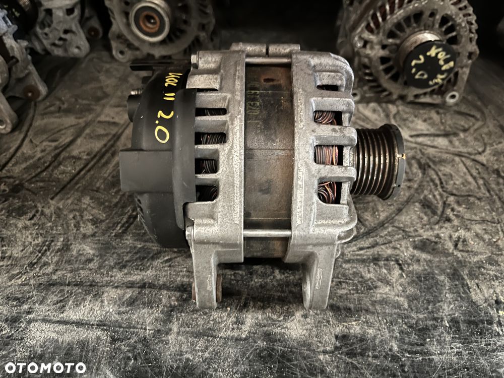 Alternator 2.0 DCI (2) Renault Koleos II 231002513R - 3