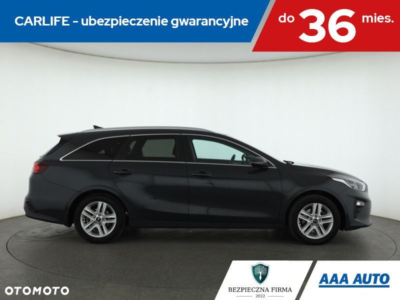 Kia Ceed - 8