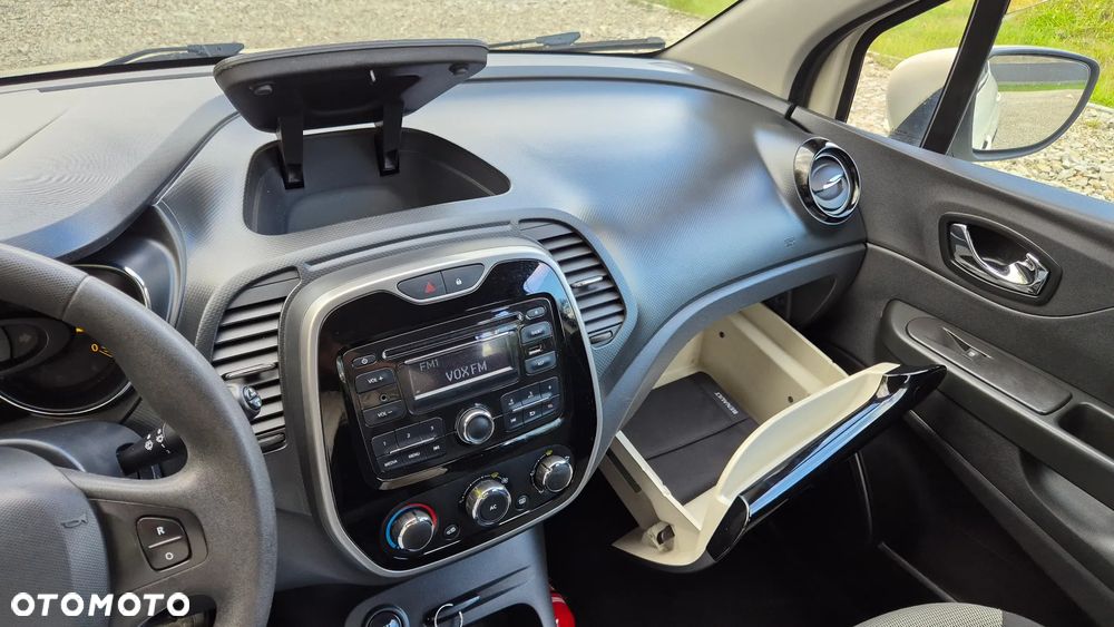 Renault Captur (ENERGY) TCe 90 BOSE EDITION - 9