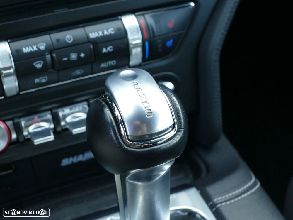 Ford Mustang 2.3i EcoBoost Aut. - 21