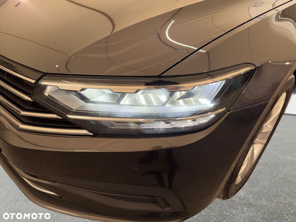 Volkswagen Passat Variant - 9