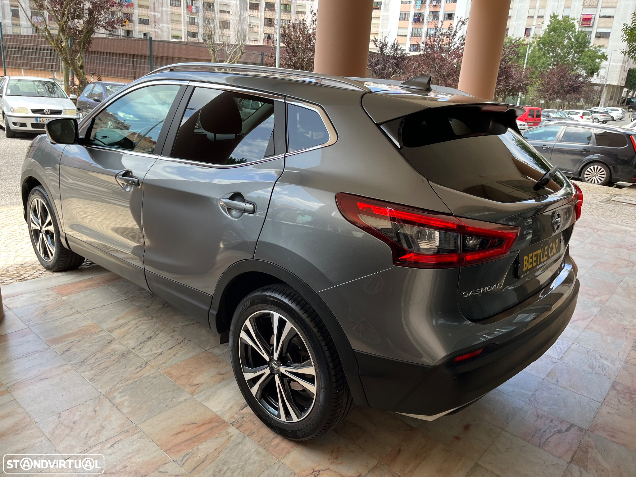 Nissan Qashqai 1.5 dCi N-Connecta 18 - 12