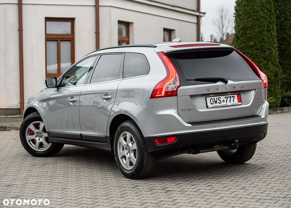 Volvo XC 60 D5 AWD Momentum - 14