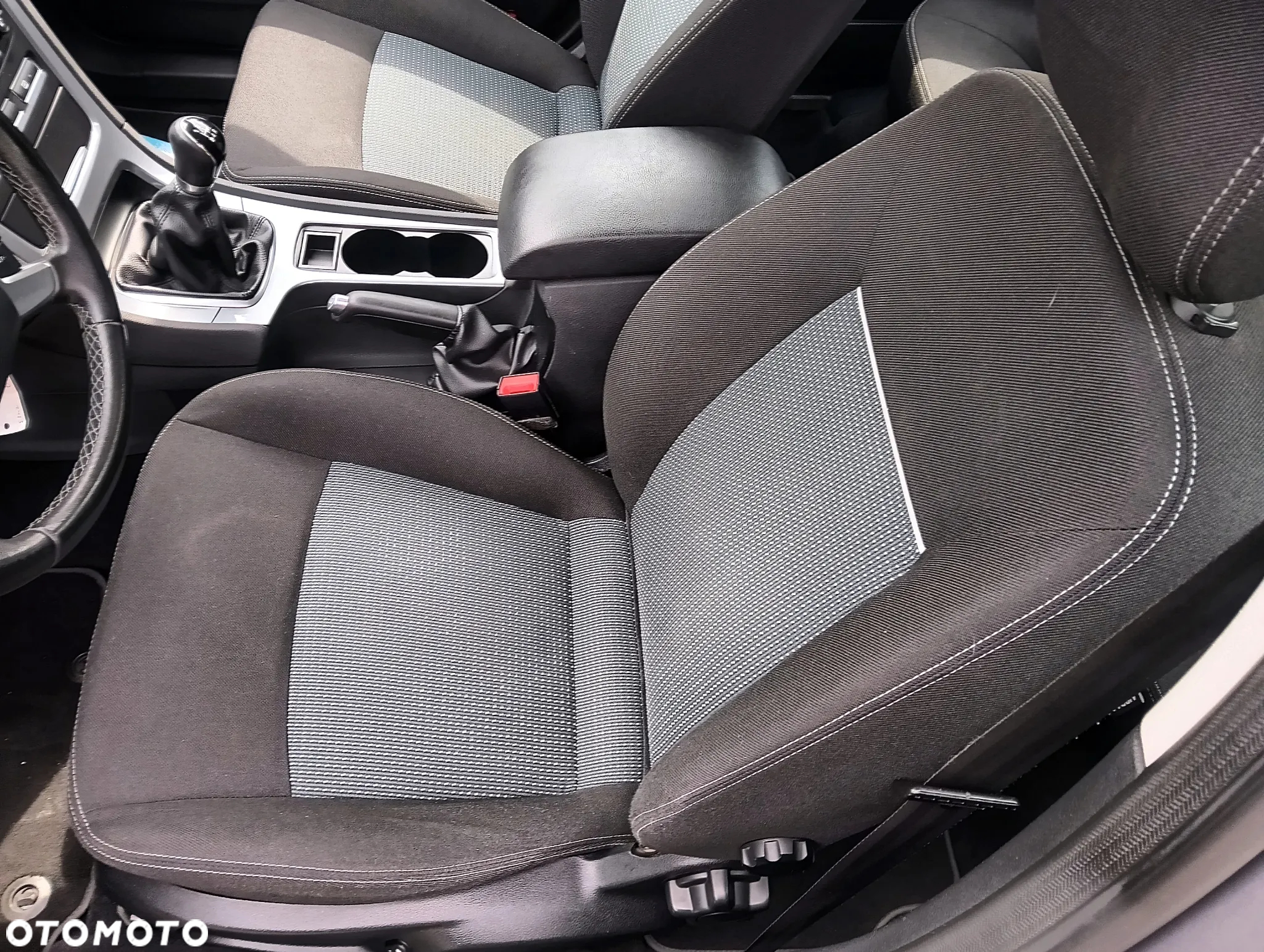 Ford Mondeo 1.6 Trend - 7