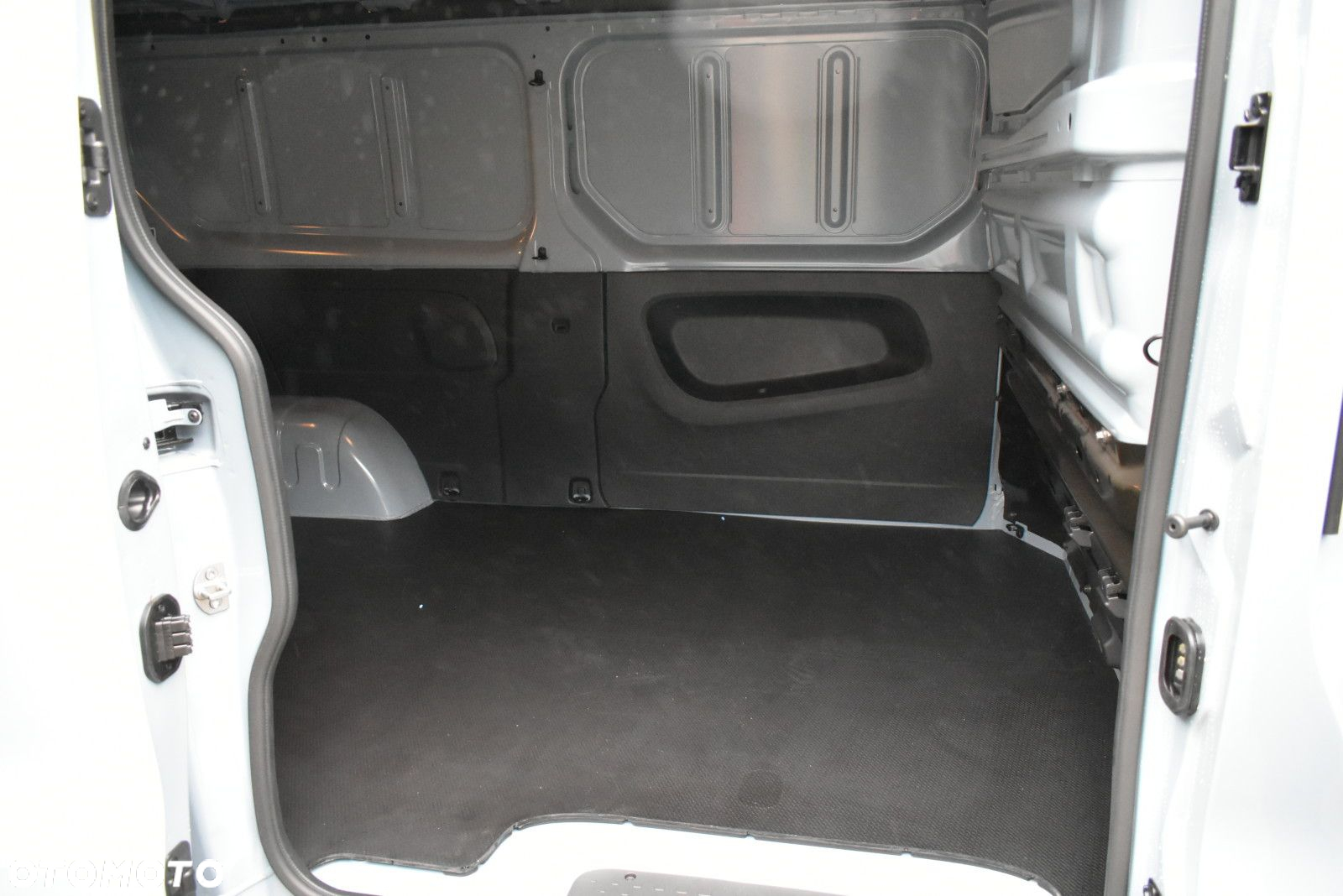 Renault Trafic - 9