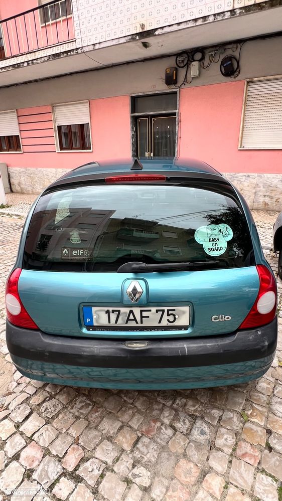 Renault Clio - 2