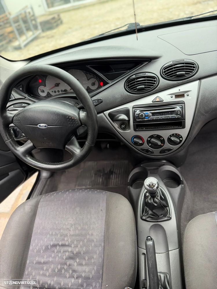 Ford Focus 1.8 TDdi Trend - 3