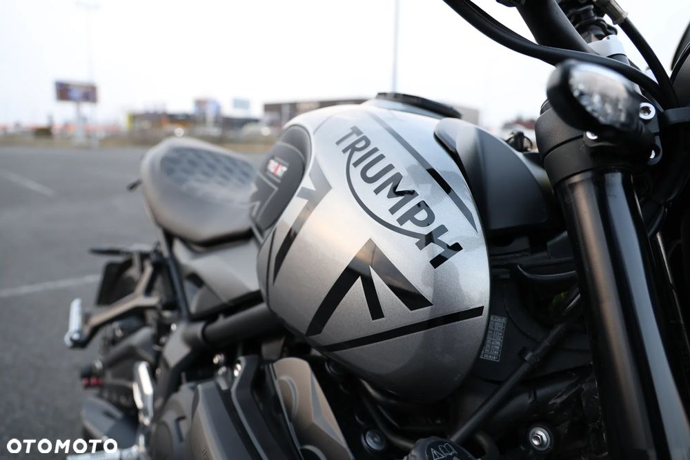 Triumph Trident - 20