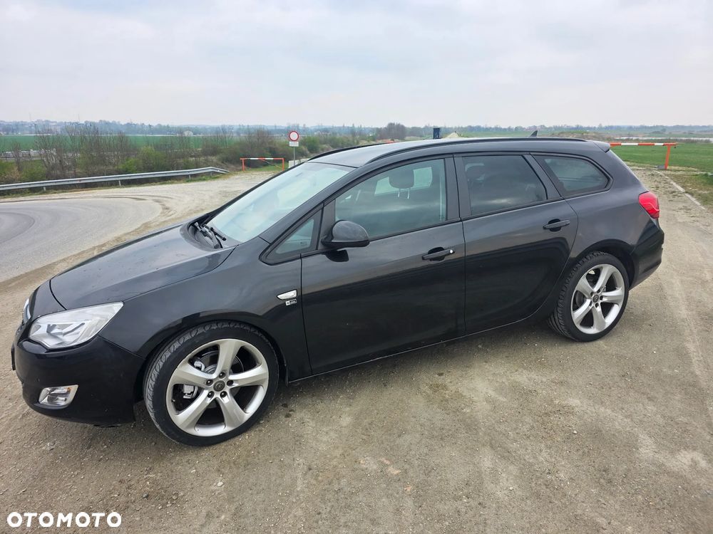 Opel Astra 2.0 CDTI DPF Design Edition - 5
