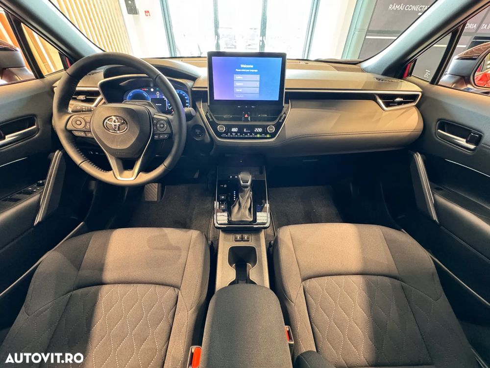 Toyota Corolla Cross - 23
