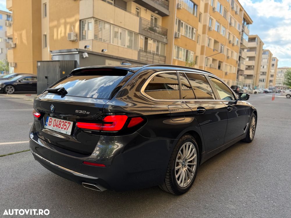 BMW Seria 5 530e xDrive Aut. Luxury Line - 4