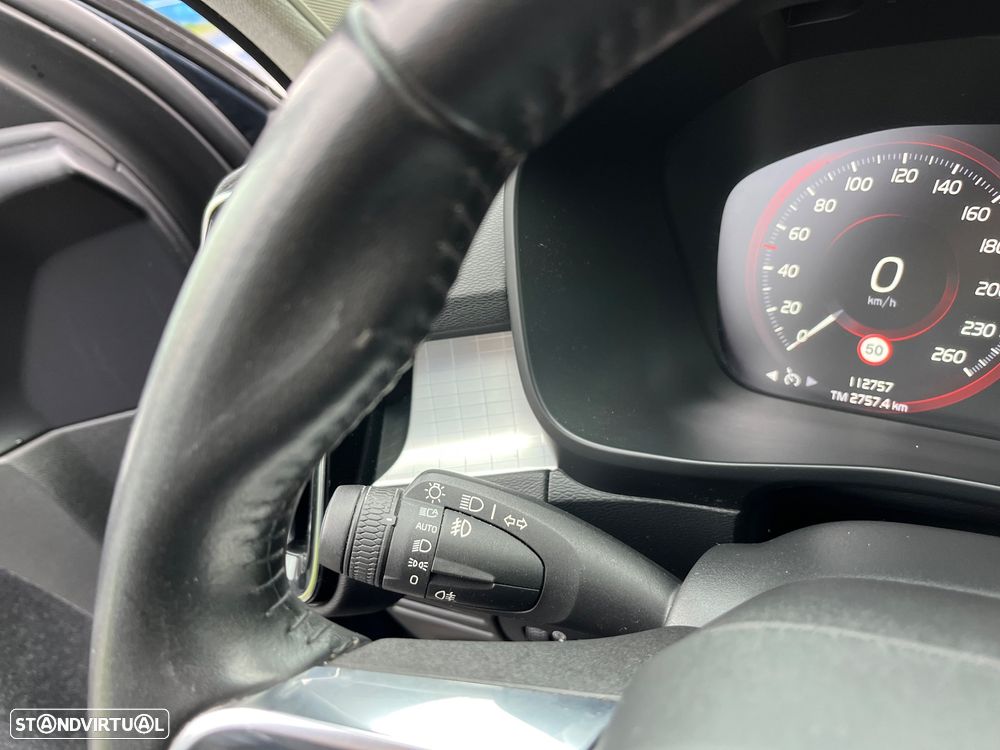 Volvo XC 40 1.5 T5 PHEV Inscription - 28