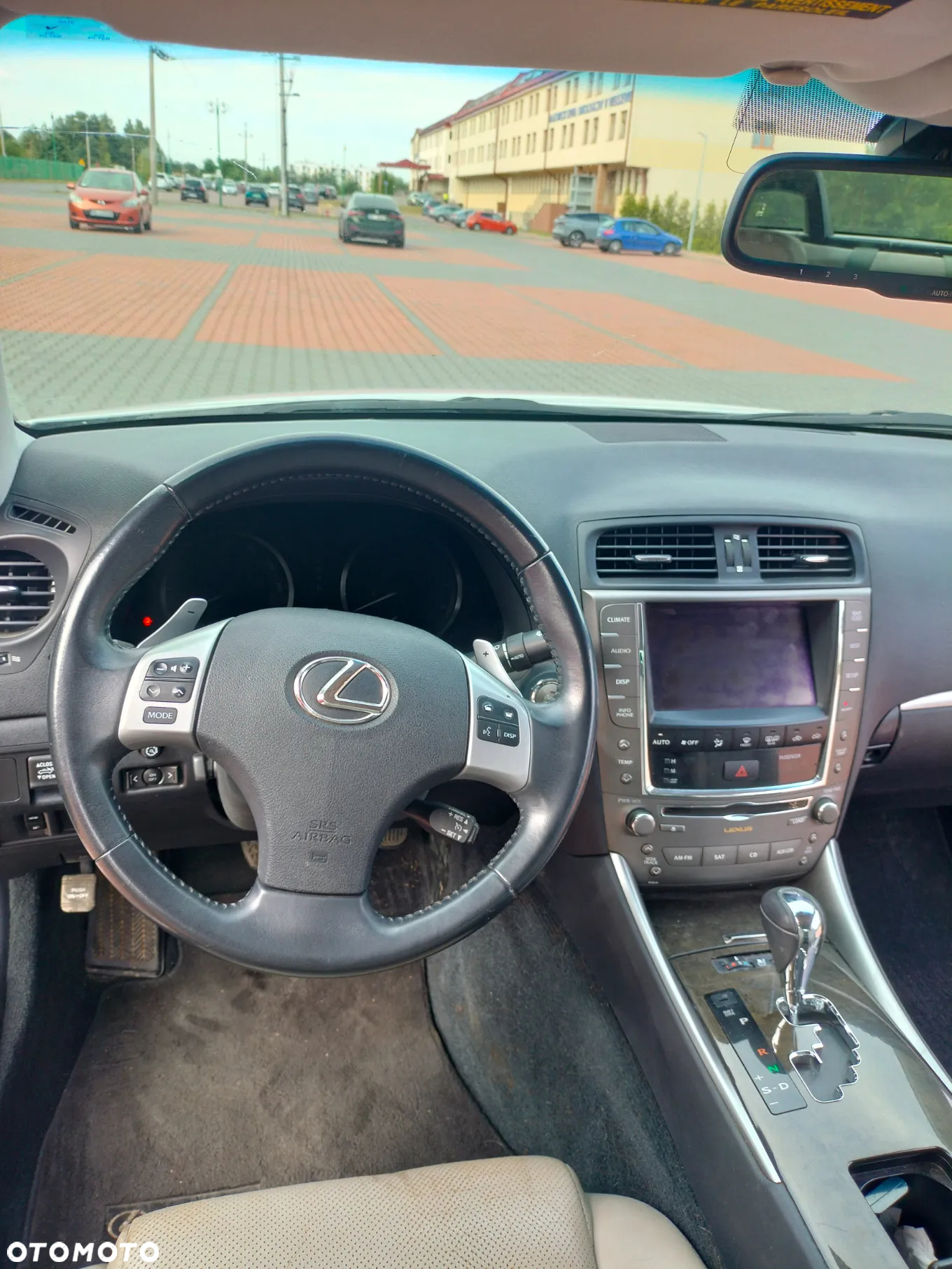 Lexus IS - 21