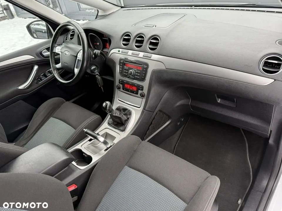 Ford S-Max 2.0 Champions Edition - 28