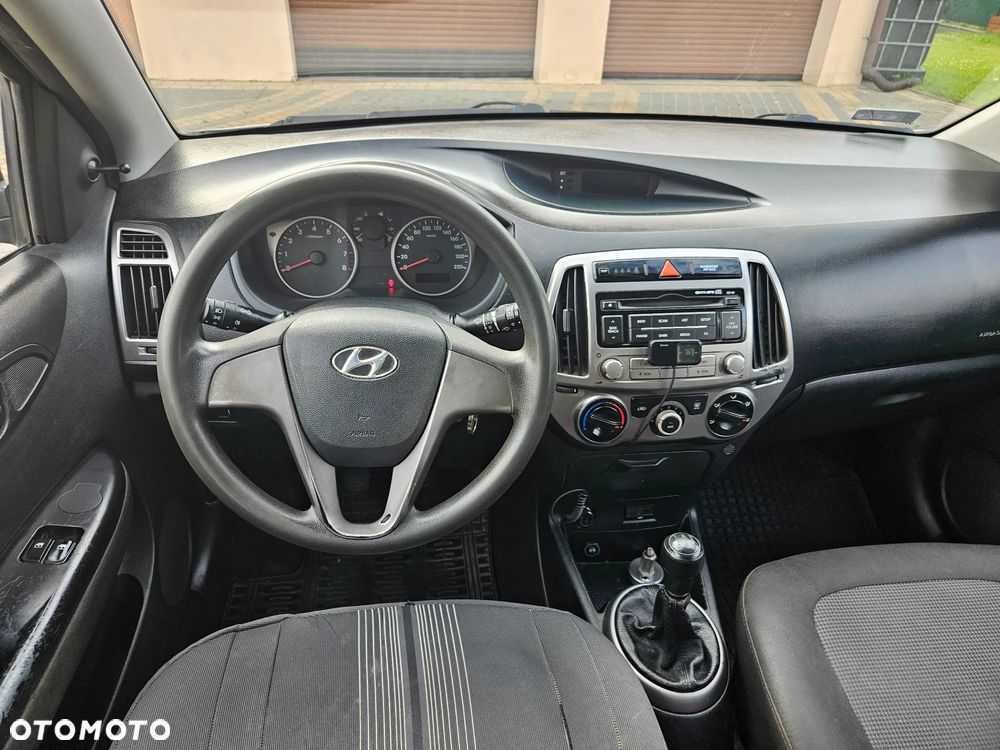 Hyundai i20 1.25 Classic + - 19