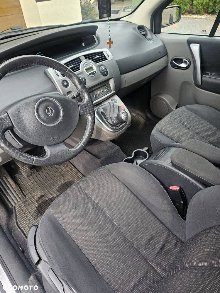 Renault Scenic 1.9 dCi Confort Privilege - 7