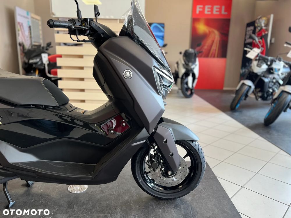 Yamaha NMAX - 4