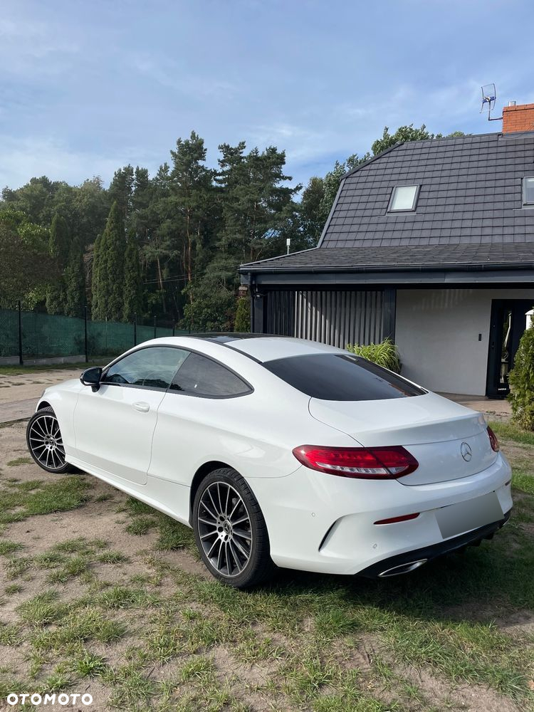 Mercedes-Benz Klasa C 200 4-Matic 9G-TRONIC - 3