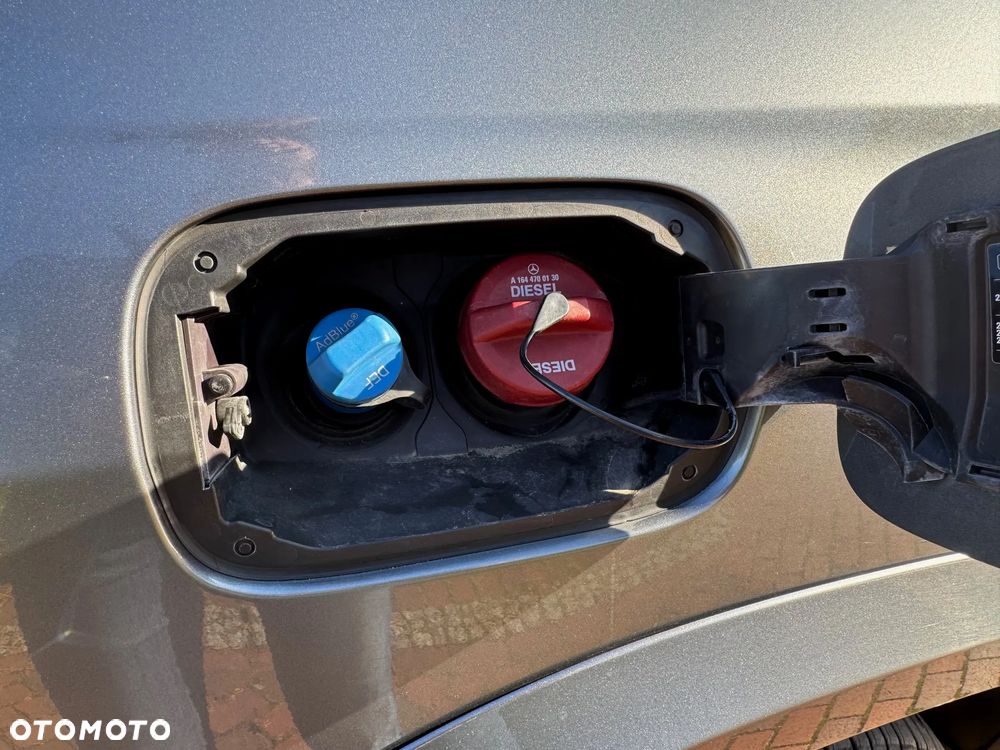 Mercedes-Benz GLS 350 d 4-Matic - 15